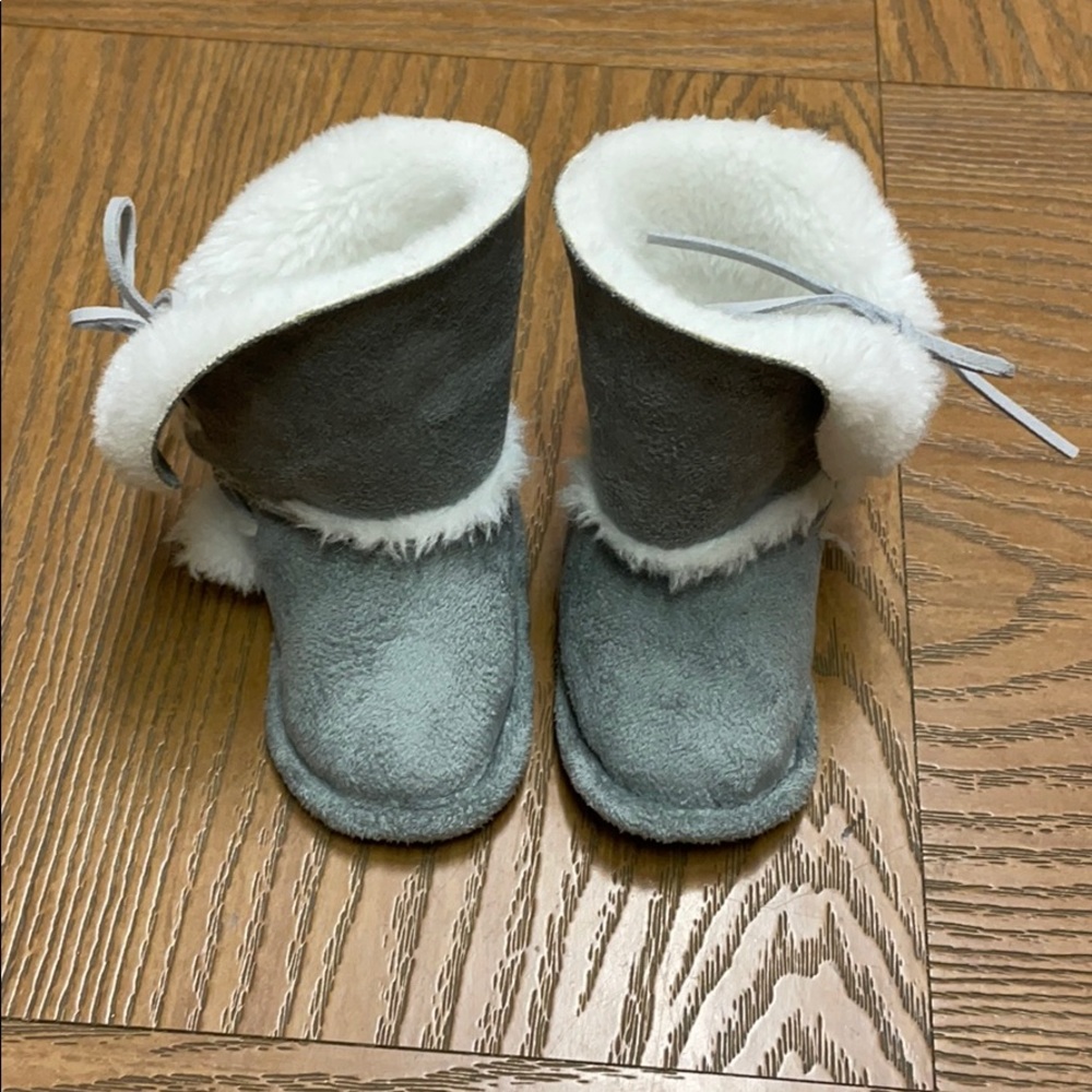 EGG Faux fur booties